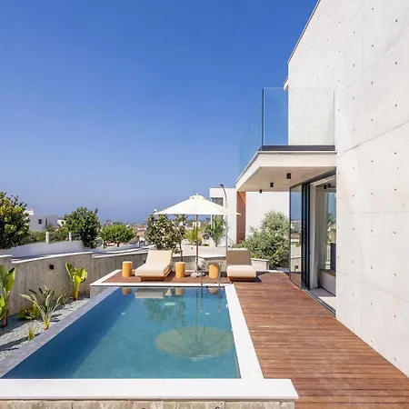 Greenvale Park Villa *